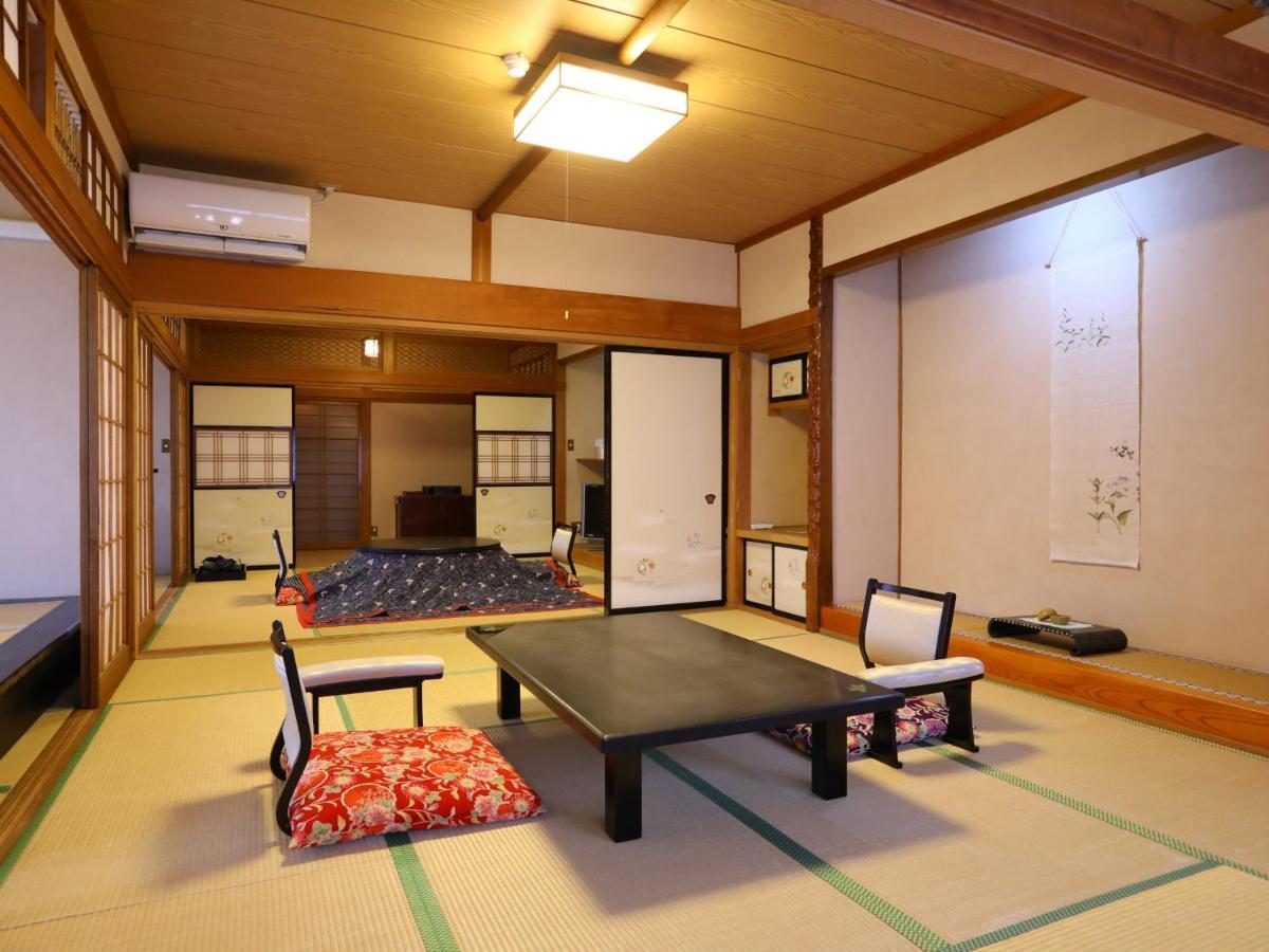 Hotel Jinpyokaku Yamanouchi  Exterior foto